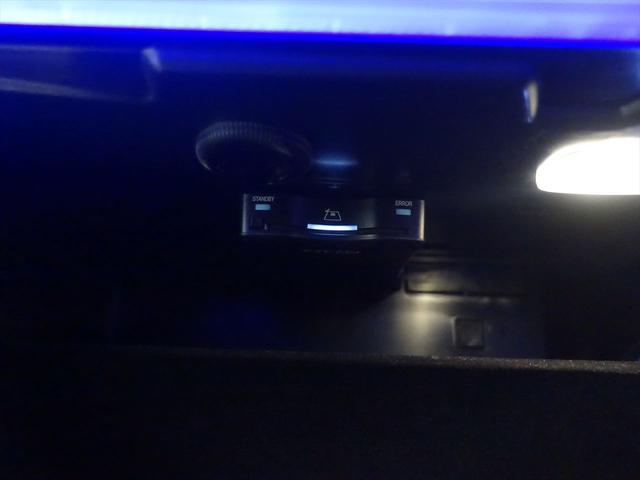 ＧＬＥ ＧＬＥ４５０　ｄ　４ＭＡＴＩＣ　クーペ　スポーツ　Ｂｌｕｅｔｏｏｔｈ接続　ＥＴＣ　ＬＥＤヘッドライト　ＴＶ　アイドリングストップ　クルーズコントロール　コネクテッド機能　サイドカメラ　サンルーフ・ガラスルーフ　シートエアコン　シートヒーター（21枚目）