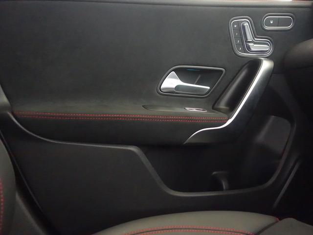 CLAクラス CLA180 AMGラインパッケージ Bluetooth接続 ETC LEDヘッドライト TV アイドリングストップ クルーズコントロール コネクテッド機能 シートヒーター トランクスルー ナビ バックモニター(14枚目)