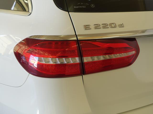 Eクラスステーションワゴン E220 d ステーションワゴン ローレウスエディション エクスクルーシブパッケージ Bluetooth接続 ETC LEDヘッドライト TV アイドリングストップ クルーズコントロール コネクテッド機能 サイドカメラ サンルーフ・ガラスルーフ(31枚目)