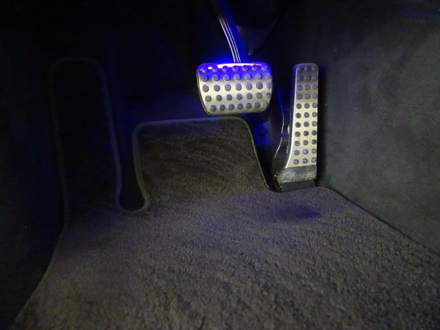 Ｓクラス Ｓ４５０　エクスクルーシブ　スポーツリミテッド　Ｂｌｕｅｔｏｏｔｈ接続　ＥＴＣ　ＬＥＤヘッドライト　ＴＶ　アイドリングストップ　クルーズコントロール　コネクテッド機能　サイドカメラ　サンルーフ・ガラスルーフ　シートエアコン　シートヒーター　ナビ（21枚目）