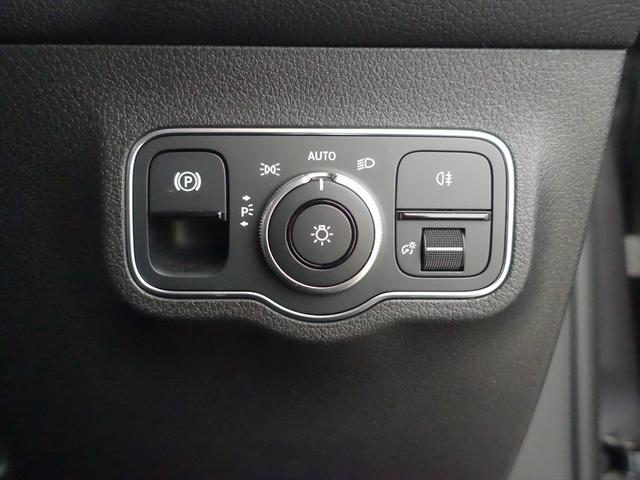 ＧＬＢ ＧＬＢ１８０　ＡＭＧラインパッケージ　３列シート　Ｂｌｕｅｔｏｏｔｈ接続　ＥＴＣ　ＬＥＤヘッドライト　ＴＶ　アイドリングストップ　クルーズコントロール　コネクテッド機能　サイドカメラ　シートヒーター　トランクスルー（29枚目）