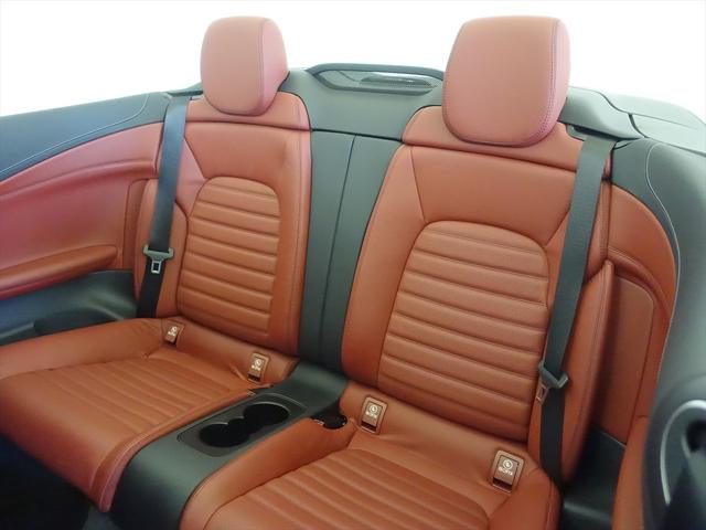 Ｃクラス Ｃ１８０　カブリオレ　スポーツ　Ｂｌｕｅｔｏｏｔｈ接続　ＣＤ　ＤＶＤ再生　ＥＴＣ　ＬＥＤヘッドライト　ＴＶ　アイドリングストップ　クルーズコントロール　シートヒーター　トランクスルー　ナビ　バックモニター　パワーシート　フロアマット（22枚目）