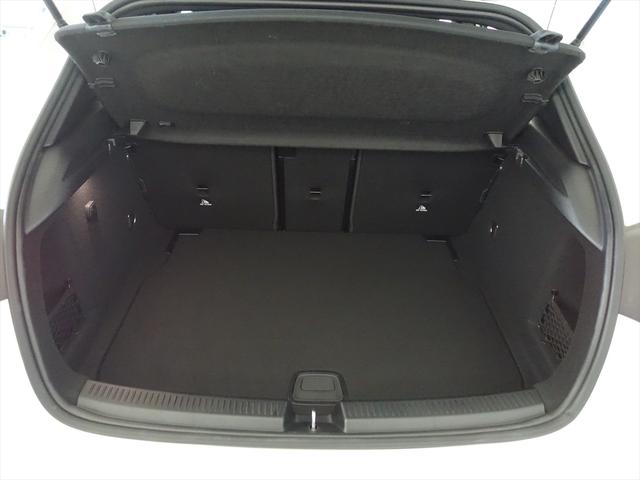 Aクラス A180 スタイル AMGライン ナビゲーションパッケージ Bluetooth接続 ETC LEDヘッドライト TV アイドリングストップ クルーズコントロール コネクテッド機能 シートヒーター トランクスルー ナビ バックモニター(24枚目)