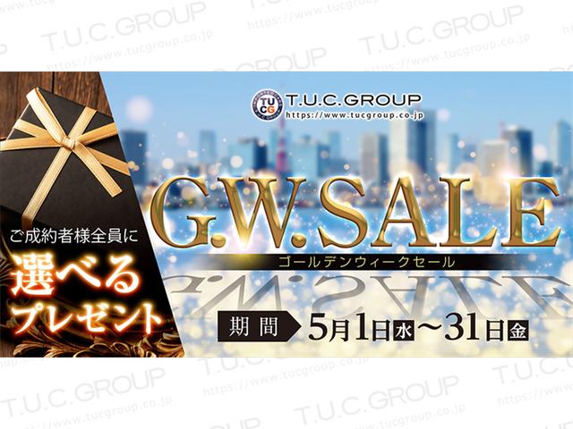 マカン マカン　スポーツクロノＰＫＧ　クルコン　レーンキープ　ＬＤＷ　赤革　ＰＣＭナビ　バックカメラ　キセノン　自動リアゲート　純正１８インチＡＷ　リア５面プライバシーガラス　２年保証（37枚目）