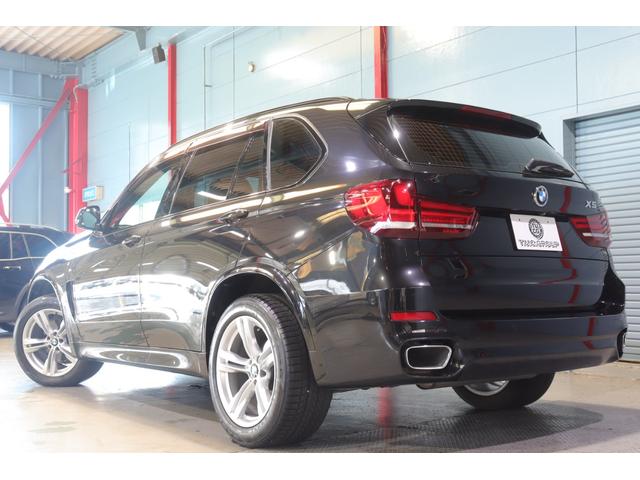 Ｘ５ ｘＤｒｉｖｅ　３５ｄ　Ｍスポーツ　セレクト＆コンフォートＰＫＧ　ドライビングアシストプラス　ＡＣＣ　黒革　ベンチレーター　パノラマサンルーフ　１０．２インチナビ　フルセグＴＶ　ＬＥＤヘッドライト　Ｍスポエアロ＆１９インチＡＷ　２年保証（4枚目）