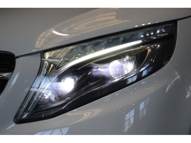 Ｖクラス Ｖ２２０ｄ　スポーツ　ロング　レーダーセーフティ　黒革　パノラマサンルーフ　８．４インチワイドナビ　３６０カメラ　ブルメスターサウンド　ＬＥＤヘッドライト　自動リアゲート　Ｈ＆Ｒダウンサス　ＡＭＧ１９インチアルミ　有償色　２年保証（23枚目）