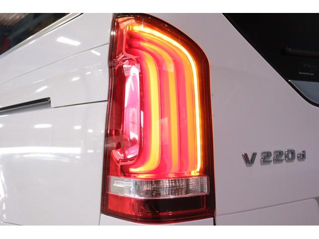 Ｖクラス Ｖ２２０ｄ　スポーツ　ロング　レーダーセーフティ　黒革　パノラマサンルーフ　８．４インチワイドナビ　３６０カメラ　ブルメスターサウンド　ＬＥＤヘッドライト　自動リアゲート　Ｈ＆Ｒダウンサス　ＡＭＧ１９インチアルミ　有償色　２年保証（24枚目）