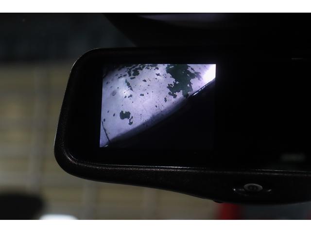 マカン マカン　ＭＹ１８　スポーツクロノＰＫＧ　クロノメーター　ＰＡＳＭ　黒半革　ＰＣＭナビ　ＣａｒＰｌａｙ　クルコン　スポーツプラスモード　キセノンヘッドライト　マカンＳ用１９インチアルミ　自動リアゲート　２年保証（17枚目）