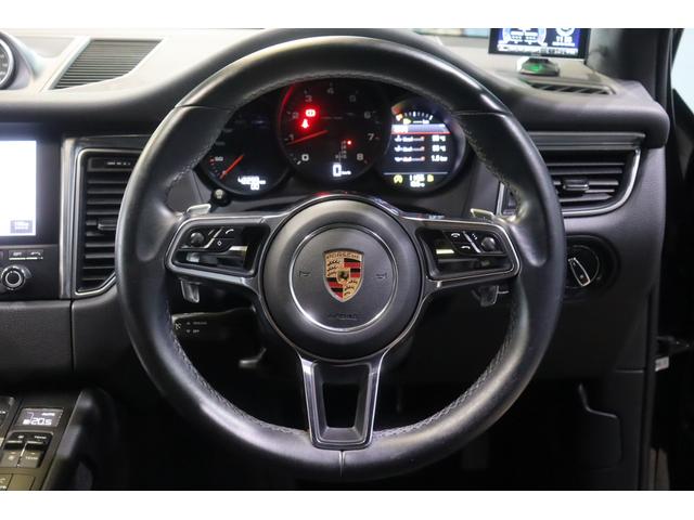 マカン マカン　ＭＹ１８　スポーツクロノＰＫＧ　クロノメーター　ＰＡＳＭ　黒半革　ＰＣＭナビ　ＣａｒＰｌａｙ　クルコン　スポーツプラスモード　キセノンヘッドライト　マカンＳ用１９インチアルミ　自動リアゲート　２年保証（26枚目）