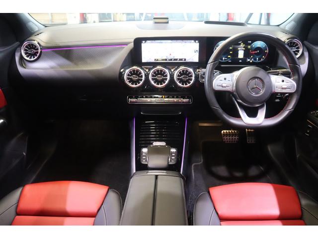 ＧＬＡクラス ＧＬＡ２００ｄ　４Ｍ　　ＡＭＧレザエクスクルーシブＰ　アドバンスド＆ナビゲーションＰ　赤／黒本革　パノラマサンルーフ　１０．２５ワイドナビ　フルセグＴＶ　アドバンスドサウンド　ヘッドアップディスプレイ　３６０カメラ　マルチビームＬＥＤ　２年保証（3枚目）