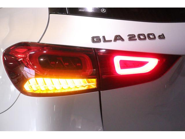 ＧＬＡクラス ＧＬＡ２００ｄ　４Ｍ　　ＡＭＧレザエクスクルーシブＰ　アドバンスド＆ナビゲーションＰ　赤／黒本革　パノラマサンルーフ　１０．２５ワイドナビ　フルセグＴＶ　アドバンスドサウンド　ヘッドアップディスプレイ　３６０カメラ　マルチビームＬＥＤ　２年保証（24枚目）
