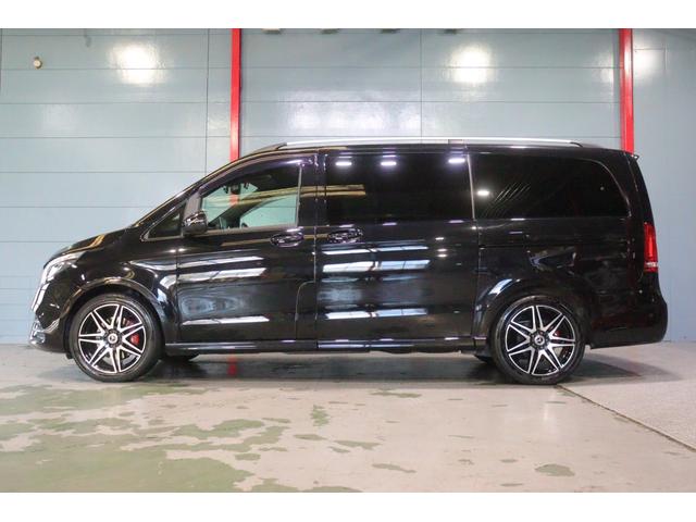 Ｖクラス Ｖ２２０ｄ　アバンギャルド　ロング　ＡＭＧライン　エクスクルーシブシートＰ　黒本革　パノラマサンルーフ　８．４インチワイドナビ　フルセグＴＶ　フリップダウンモニター　ブルメスターサウンド　レーダーセーフティ　アクティブクルコン　３６０カメラ　２年保証（4枚目）