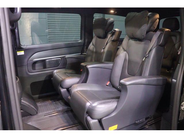 Ｖクラス Ｖ２２０ｄ　アバンギャルド　ロング　ＡＭＧライン　エクスクルーシブシートＰ　黒本革　パノラマサンルーフ　８．４インチワイドナビ　フルセグＴＶ　フリップダウンモニター　ブルメスターサウンド　レーダーセーフティ　アクティブクルコン　３６０カメラ　２年保証（28枚目）