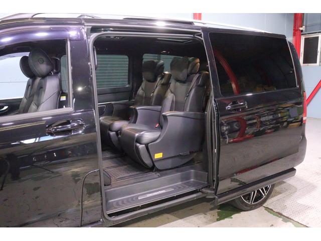 Ｖクラス Ｖ２２０ｄ　アバンギャルド　ロング　ＡＭＧライン　エクスクルーシブシートＰ　黒本革　パノラマサンルーフ　８．４インチワイドナビ　フルセグＴＶ　フリップダウンモニター　ブルメスターサウンド　レーダーセーフティ　アクティブクルコン　３６０カメラ　２年保証（32枚目）