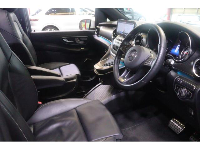 Ｖクラス Ｖ２２０ｄ　アバンギャルド　ロング　ＡＭＧライン　エクスクルーシブシートＰ　１オーナー　後期　黒本革　パノラマサンルーフ　１０．２５インチワイドナビ　リラクゼーション　Ｂｕｒｍｅｓｔｅｒ　３６０カメラ　フリップダウンモニター　９速ＡＴ　２年保証（8枚目）