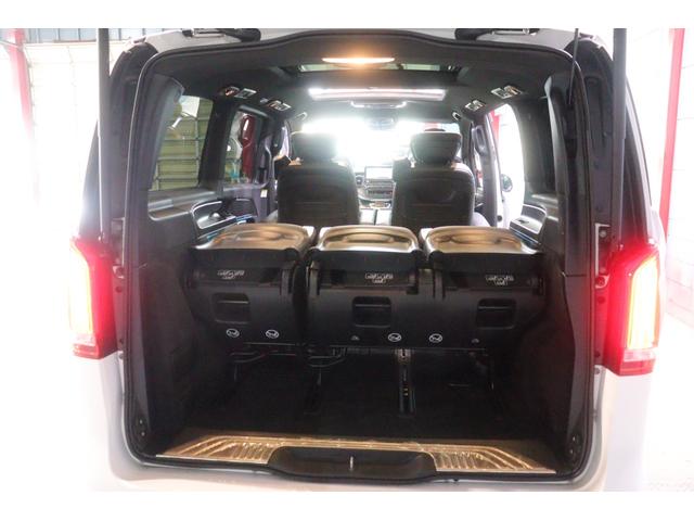 Ｖクラス Ｖ２２０ｄ　アバンギャルド　ロング　ＡＭＧライン　エクスクルーシブシートＰ　１オーナー　後期　黒本革　パノラマサンルーフ　１０．２５インチワイドナビ　リラクゼーション　Ｂｕｒｍｅｓｔｅｒ　３６０カメラ　フリップダウンモニター　９速ＡＴ　２年保証（31枚目）