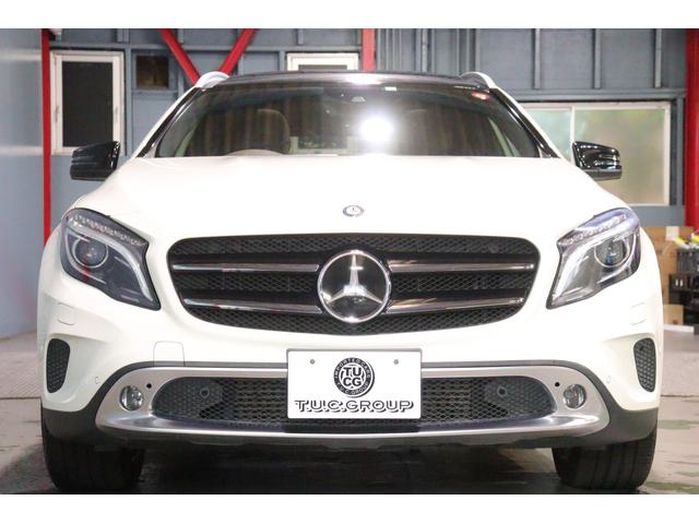 GLAクラス GLA250 4マチック エディション1 230台限定 レーダーセーフティ 専用シート(茶半革) パノラマサンルーフ 7インチワイドナビ アクティブクルコン レーンキープ キセノンライト 専用エクステリア&19インチアルミ 2年保証(6枚目)