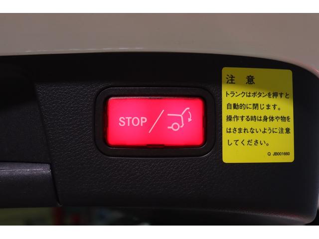 GLAクラス GLA250 4マチック エディション1 230台限定 レーダーセーフティ 専用シート(茶半革) パノラマサンルーフ 7インチワイドナビ アクティブクルコン レーンキープ キセノンライト 専用エクステリア&19インチアルミ 2年保証(16枚目)