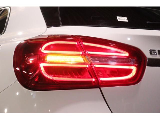 GLAクラス GLA250 4マチック エディション1 230台限定 レーダーセーフティ 専用シート(茶半革) パノラマサンルーフ 7インチワイドナビ アクティブクルコン レーンキープ キセノンライト 専用エクステリア&19インチアルミ 2年保証(24枚目)