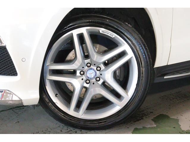 GLクラス GL550 4マチック AMGエクスクルーシブパック 1オナ デジーノインテリア&オーディオ&ビジュアルP 黒革 パノラマSR ACC ワイドナビ リアエンターテイメント 360カメラ ベンチレーター エアサス AMGエアロ&21インチAW 2年保証(20枚目)