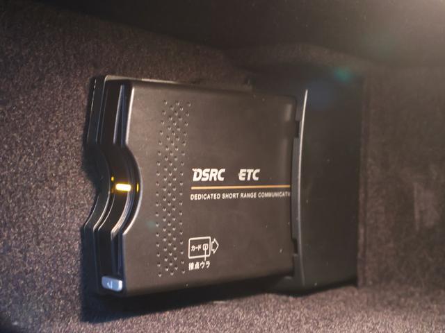 ＧＬＫクラス ＧＬＫ３５０　４マチック　電動シート　４ＷＤ　ナビ　ＴＶ　黒革　キーレスゴー　ＥＴＣ　オートクルーズコントロール　オートトランク　クリアランスソナー　ドラレコ　バックモニター　前席シートヒーター　　記録簿（28枚目）
