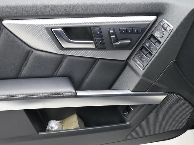 ＧＬＫクラス ＧＬＫ３５０　４マチック　電動シート　４ＷＤ　ナビ　ＴＶ　黒革　キーレスゴー　ＥＴＣ　オートクルーズコントロール　オートトランク　クリアランスソナー　ドラレコ　バックモニター　前席シートヒーター　　記録簿（30枚目）