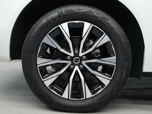 XC60 アルティメット B5 AWD サンルーフ アダプティブクルーズ スマートキー 白レザーシート シートヒーター シートエアコン ステアリングヒーター 純正ナビ ETC Bluetooth ドラレコ 全方位カメラ パワーリアゲート(7枚目)
