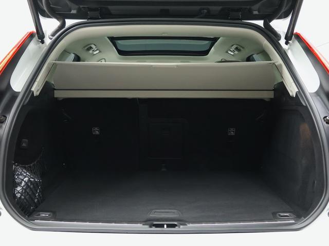 XC60 アルティメット B5 AWD サンルーフ アダプティブクルーズ スマートキー 白レザーシート シートヒーター シートエアコン ステアリングヒーター 純正ナビ ETC Bluetooth ドラレコ 全方位カメラ パワーリアゲート(44枚目)