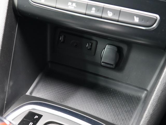 メガーヌ ルノー スポール LEDヘッドライト スマートキー クルーズコントロール シートヒーター ETC Bluetooth ブラインードスポットモニター バックカメラ 前後コーナーセンサー USB スペアキー(27枚目)