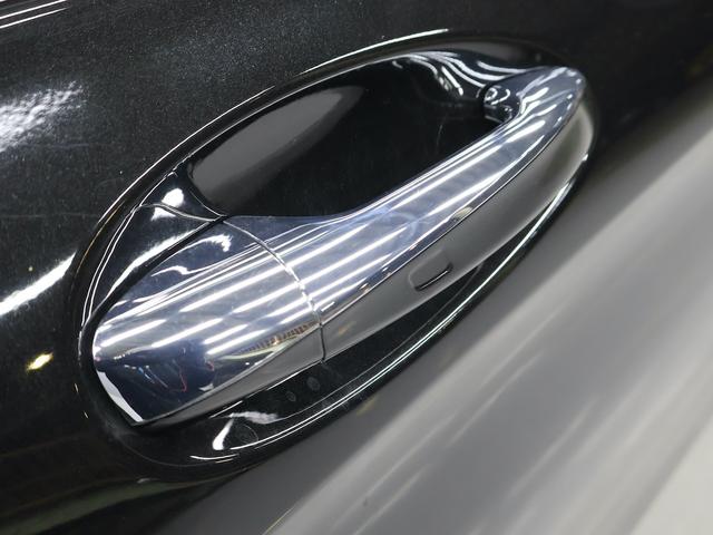 GLC GLC300 4マチック AMGライン 1オ-ナ- サンルーフ スマートキー ACC レザーシート シートヒーター メモリー機能付き電動シート 純正ナビ Bluetooth ETC 全周囲カメラ オートテールゲート 記録簿 スペアキーあり(5枚目)