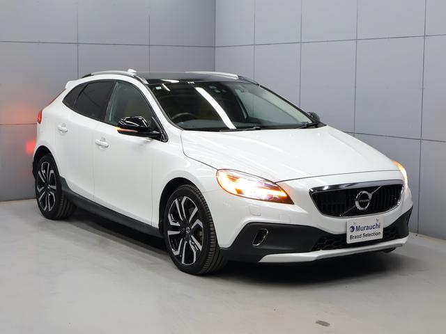 V40 クロスカントリー T5 AWD サマム ガラスルーフ 純正HDDナビ フルセグ CD DVD Bluetooth USB バックカメラ LEDヘッドライト スマートキー プッシュスタート 衝突軽減ブレーキ レーダークルーズ スペアキー(3枚目)