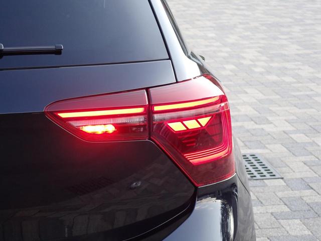 ポロ TSIスタイル App-Connect IQLEDヘッドライト ACC 障害物センサー 純正ナビ ETC バックカメラ ETC USB ISOFIX スマートエントリー 認定中古車保証付き(15枚目)