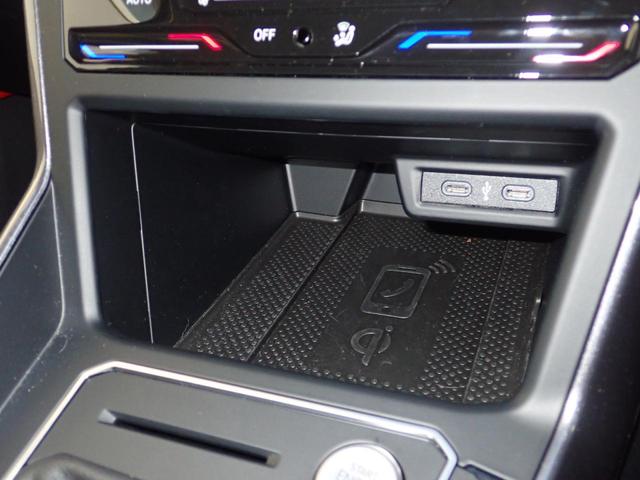 ポロ TSIスタイル App-Connect IQLEDヘッドライト ACC 障害物センサー 純正ナビ ETC バックカメラ ETC USB ISOFIX スマートエントリー 認定中古車保証付き(20枚目)