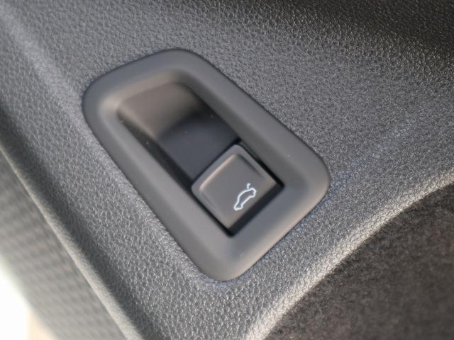 �d���e�[���Q�[�g�ł��B�@�X�C�b�`��ő���\�ł�