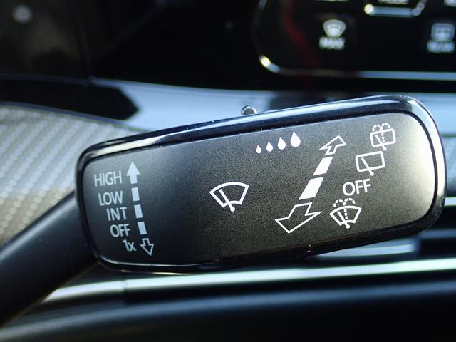 �I�[�g���C�p�[�@�\���ځB���C�p�[���o�[����i�K��ɂ�����΃I�[�g���C�p�[�ƂȂ�܂݂ɂĊ��x���߂��\�ɂȂ�܂��B�^�]�ɏW���ł���ƂĂ��֗��ȋ@�\�ł��I