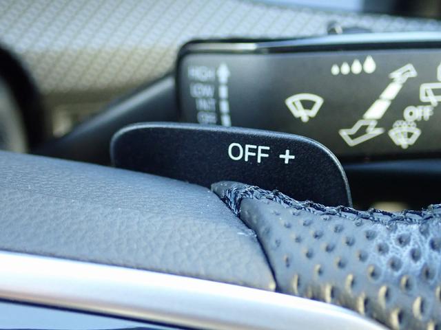 �p�h���V�t�g�B�X�e�A�����O�����𗣂����ƂȂ��茳�ŃV�t�g�̃A�b�v�_�E�����s���܂�