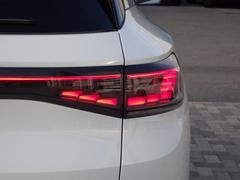 �̣ţĥơ���饤�ȡ����������˻��Ѥ���Ƥ��������ѥ��������ѡ������ʥ��ӥ塼���Ф��Ƥ��ޤ��� 5