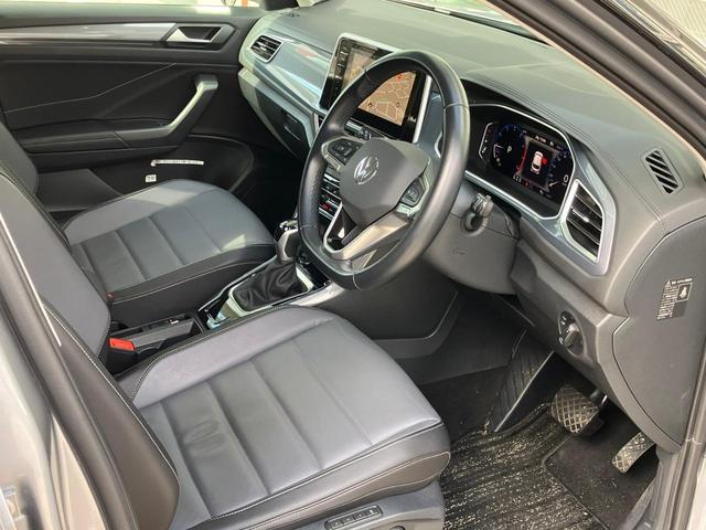 Ｔ－ロック ＴＳＩ　スタイル　認定中古車革シート　ＩＱライト　トラベルアシスト　ＡＣＣ（41枚目）