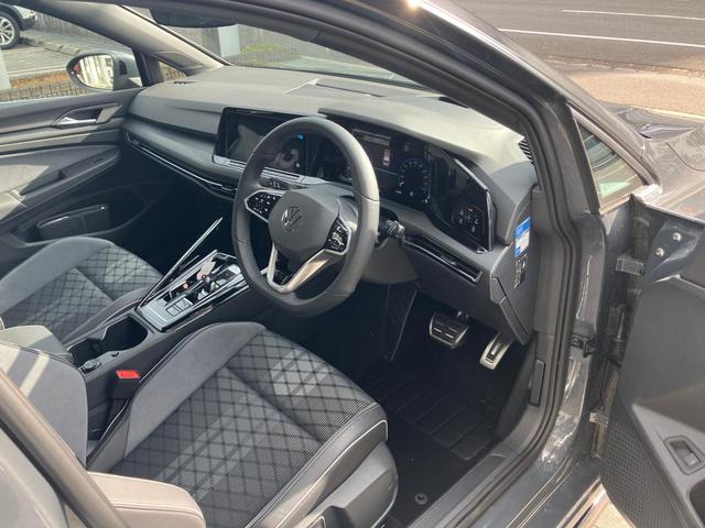 ゴルフヴァリアント eTSI Rライン 認定中古車 禁煙車 IQライト アダプティブクルーズコントロール 障害物センサー(16枚目)