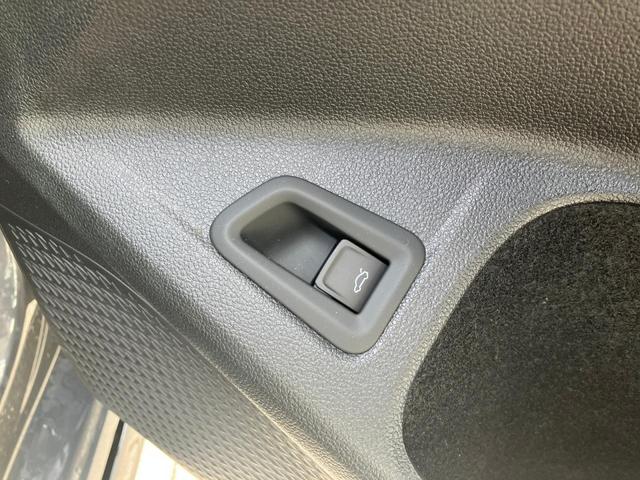 ゴルフヴァリアント eTSI Rライン 認定中古車 禁煙車 IQライト アダプティブクルーズコントロール 障害物センサー(18枚目)