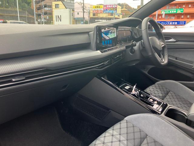 ゴルフヴァリアント eTSI Rライン 認定中古車 禁煙車 IQライト アダプティブクルーズコントロール 障害物センサー(39枚目)