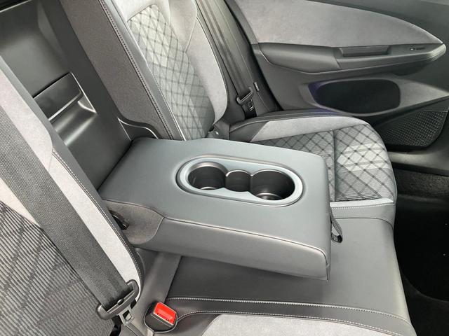 ゴルフヴァリアント eTSI Rライン 認定中古車 禁煙車 IQライト アダプティブクルーズコントロール 障害物センサー(43枚目)