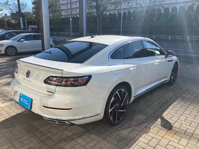 アルテオン ＴＳＩ　４モーション　Ｒラインアドバンス　認定中古車（10枚目）