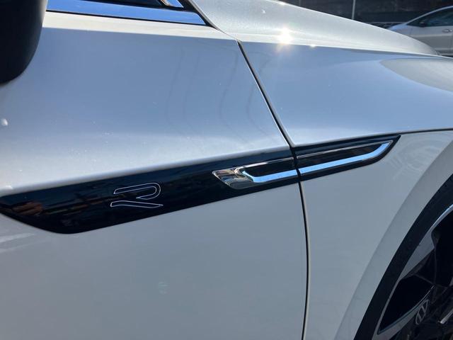 アルテオン ＴＳＩ　４モーション　Ｒラインアドバンス　認定中古車（13枚目）