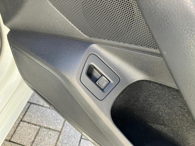 アルテオン ＴＳＩ　４モーション　Ｒラインアドバンス　認定中古車（29枚目）