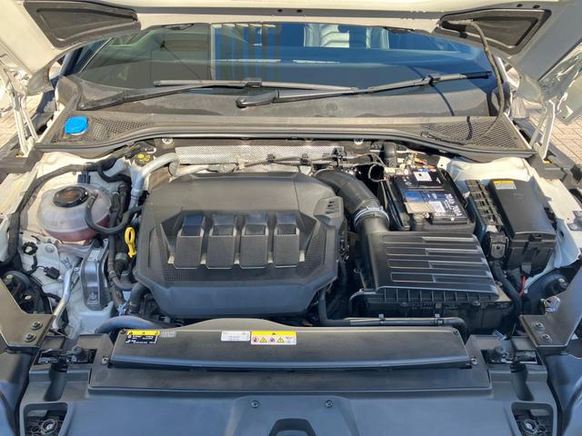 アルテオン ＴＳＩ　４モーション　Ｒラインアドバンス　認定中古車（48枚目）