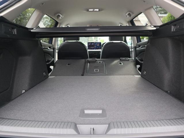 ゴルフヴァリアント ＴＤＩ　スタイル　Ｄｅｍｏｃａｒ　禁煙車　ＬＥＤマトリックスヘッドライト　シートヒーター　ＡＣＣ　ＴｒａｖｅｌＡｓｓｉｓｔ　　ワイヤレスチャージ　Ａｐｐ－Ｃｏｎｎｅｃｔ　デジタルメーター　後方死角検知機能　認定中古車（55枚目）