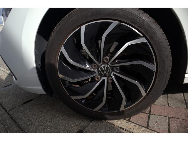 ゴルフ eTSIアクティブ プラチナムエディション 禁煙車 認定中古車 IQライト ACC コーナーセンサー デジタルメーター スマートフォンワイヤレスチャージ トラベルアシスト アップコネクト 後方死角検知機能(6枚目)
