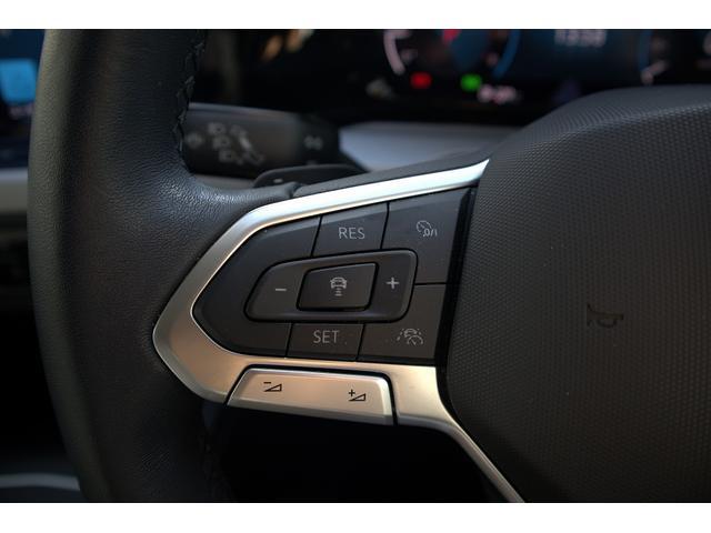 ゴルフ eTSIアクティブ プラチナムエディション 禁煙車 認定中古車 IQライト ACC コーナーセンサー デジタルメーター スマートフォンワイヤレスチャージ トラベルアシスト アップコネクト 後方死角検知機能(33枚目)