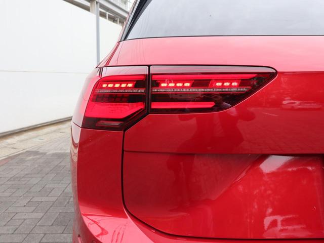 ゴルフヴァリアント ｅＴＳＩ　Ｒライン　禁煙車　認定中古車　ＩＱライト　ＡＣＣ　コーナーセンサー　デジタルメーター　スマートフォンワイヤレスチャージ　トラベルアシスト　アップコネクト　後方死角検知機能（6枚目）